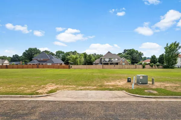 TBD Devonshire, Mount Pleasant, TX 75455