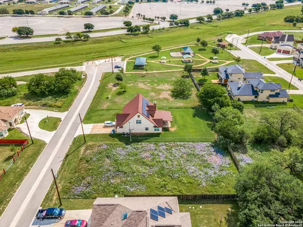 8512 BLUFFSIDE BLVD, San Antonio, TX 78154