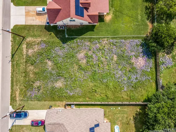 8512 BLUFFSIDE BLVD, San Antonio, TX 78154