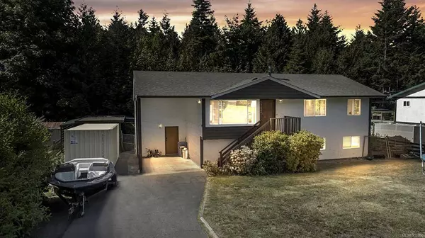 1712 Robin Hill Dr, Shawnigan Lake, BC V0R 2W0