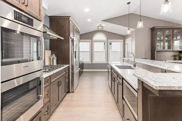 16291 Parkview DR SE, Prior Lake, MN 55372