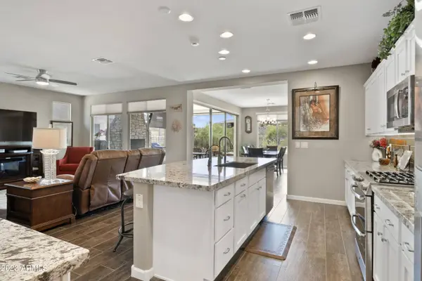 4348 NOBLE Drive, Wickenburg, AZ 85390