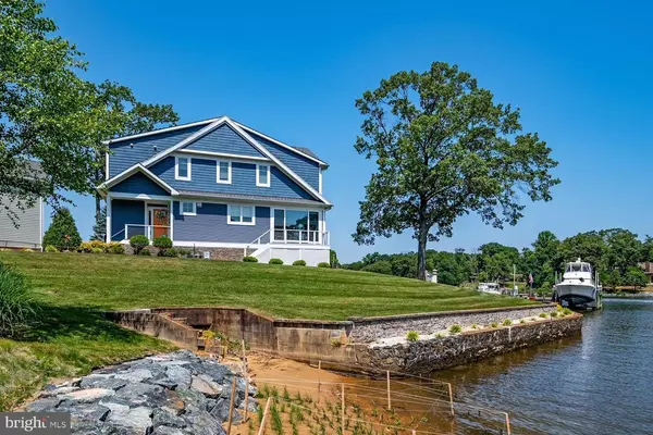 8084 FOREST GLEN DR, Pasadena, MD 21122