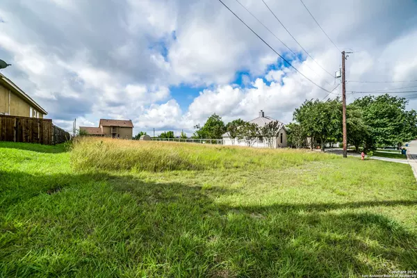 7906 ALTON BLVD, San Antonio, TX 78154