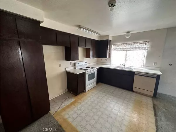 3430 S Towner ST, Santa Ana, CA 92707