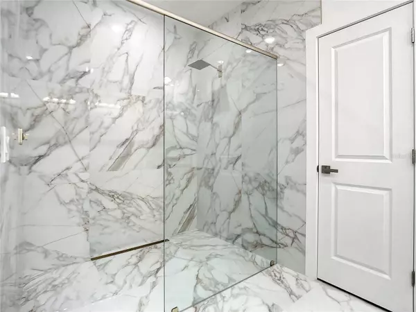 2668 COACHMAN DR, Deltona, FL 32738