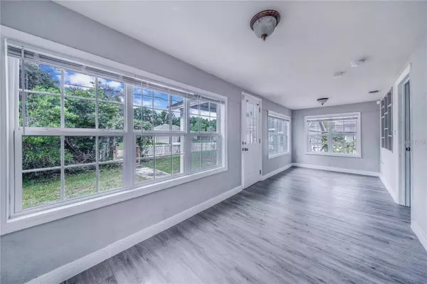 2007 BATES AVE, Eustis, FL 32726