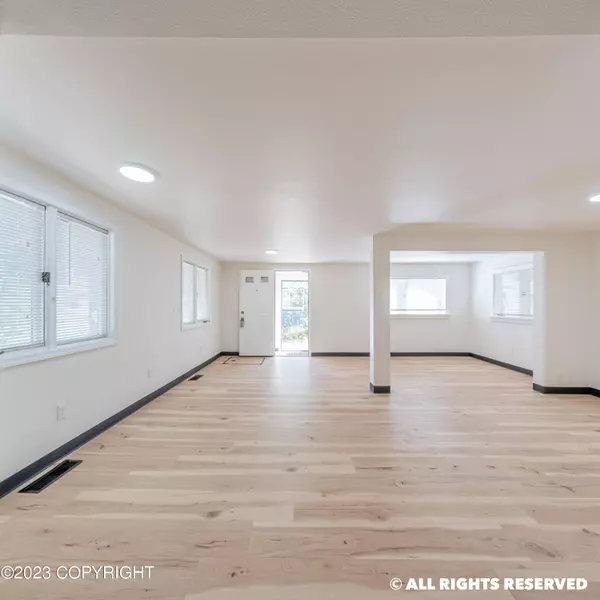 7620 Maryland AVE, Anchorage, AK 99504