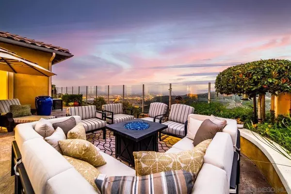 1082 Duncan Ct, San Marcos, CA 92078