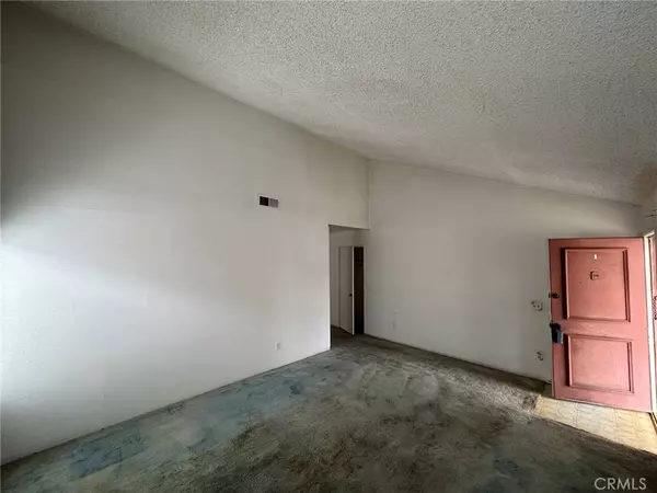 3430 S Towner ST, Santa Ana, CA 92707