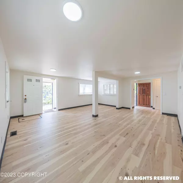 7620 Maryland AVE, Anchorage, AK 99504