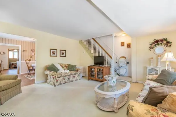 31 Sewall Ave, Clifton City, NJ 07011