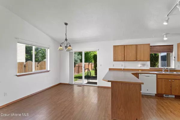 2792 W Wilbur Ave, Coeur D'alene, ID 83815