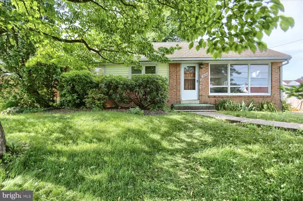 3609 COLONIAL RD, Harrisburg, PA 17109