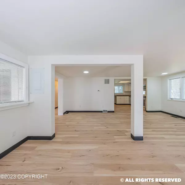 7620 Maryland AVE, Anchorage, AK 99504