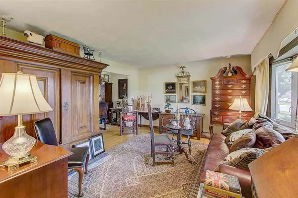 125 Garnet Dr, Sun Prairie, WI 53590