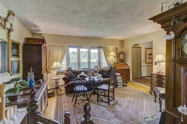 125 Garnet Dr, Sun Prairie, WI 53590