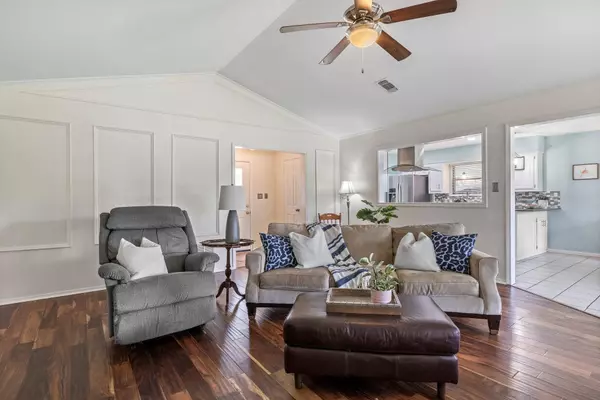 767 County Road 2930, Pittsburg, TX 75686