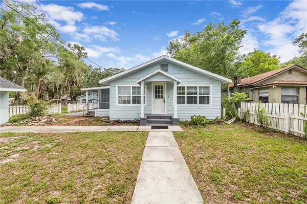 2007 BATES AVE, Eustis, FL 32726