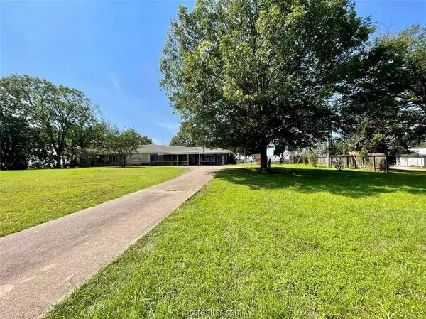 2450 Highway 290, Brenham, TX 77833