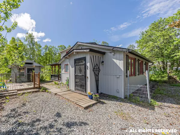 7620 Maryland AVE, Anchorage, AK 99504