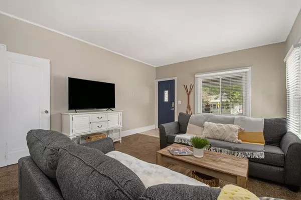 919 Merrifield SE Street, Grand Rapids, MI 49507