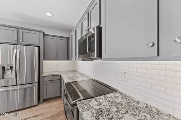 3896 GOLDMINE CANYON Way, Wickenburg, AZ 85390