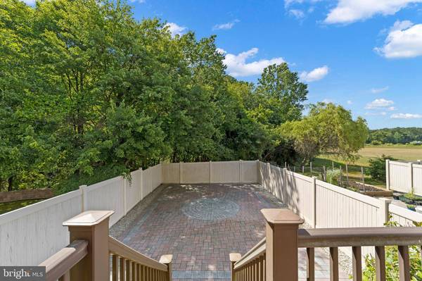 25 GLACIER DR, Berlin, NJ 08009
