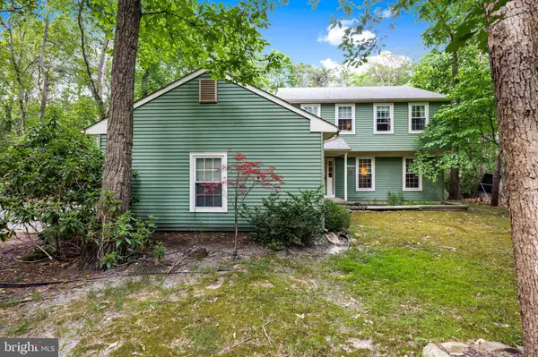 8 OLDE TOWNE CT, Medford, NJ 08055