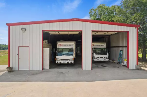 15 County Road 1030, Mount Pleasant, TX 75455