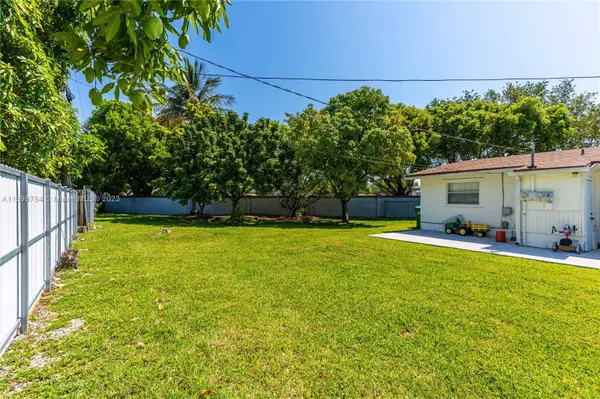 20500 SW 114th Ave, Miami, FL 33189