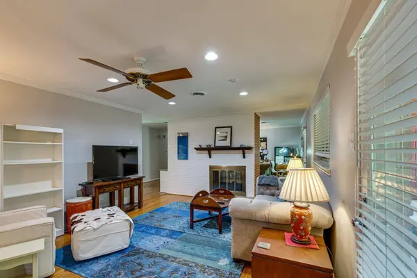 809 James Drive, Richardson, TX 75080