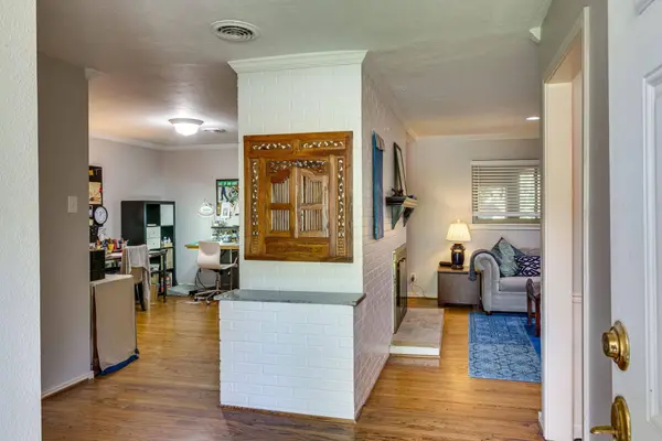 809 James Drive, Richardson, TX 75080