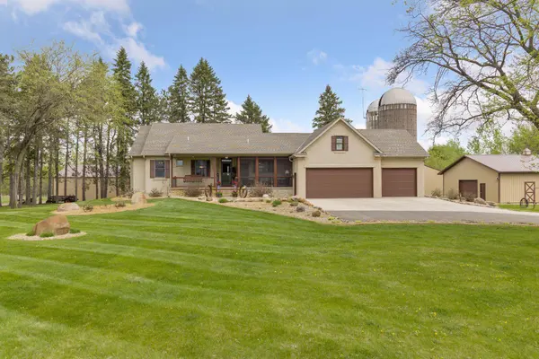 6843 185th AVE NW, Nowthen, MN 55303