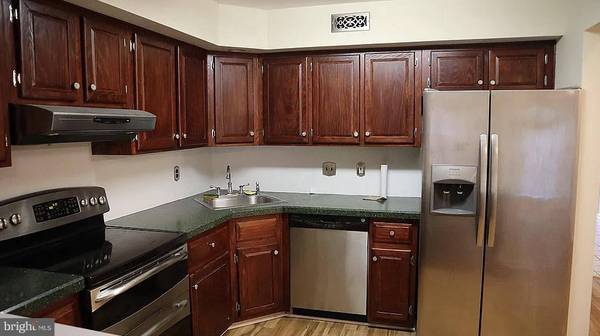 504 HAZELWOOD, Marlton, NJ 08053