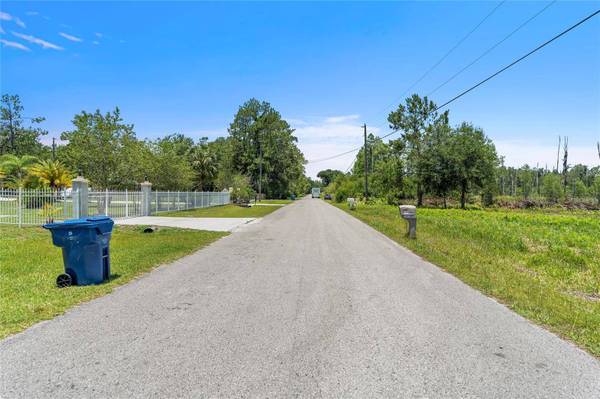 26930 GREEN WILLOW RUN, Wesley Chapel, FL 33544