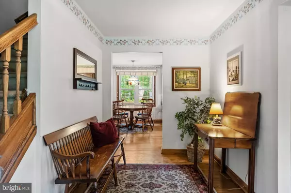 8 OLDE TOWNE CT, Medford, NJ 08055