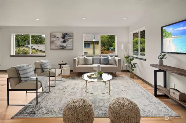 14027 Wayne PL N, Seattle, WA 98133