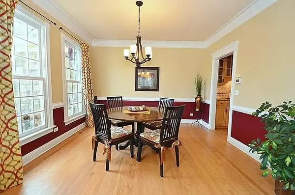 26W268 Inwood Lane, Winfield, IL 60190