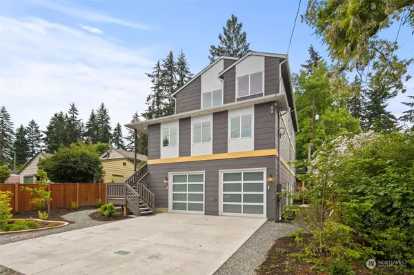 14027 Wayne PL N, Seattle, WA 98133