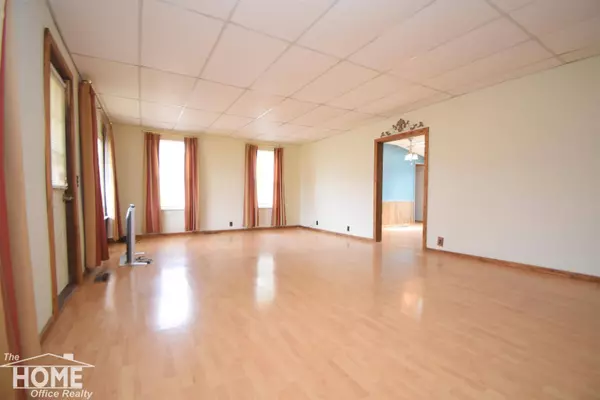 1813 W Stewart St., Owosso, MI 48867