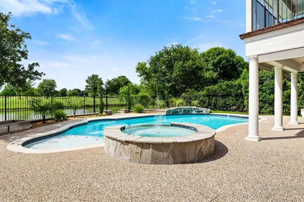 10517 Waterview Parkway, Rowlett, TX 75089