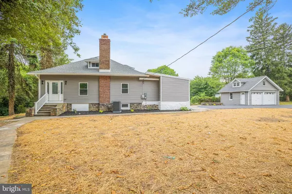 1400 LORE AVE, Wilmington, DE 19809