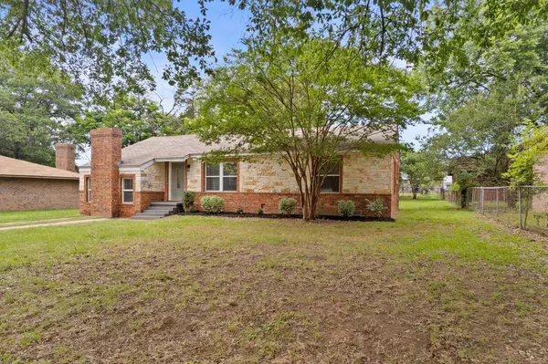 123 Hickory Street, Pittsburg, TX 75686