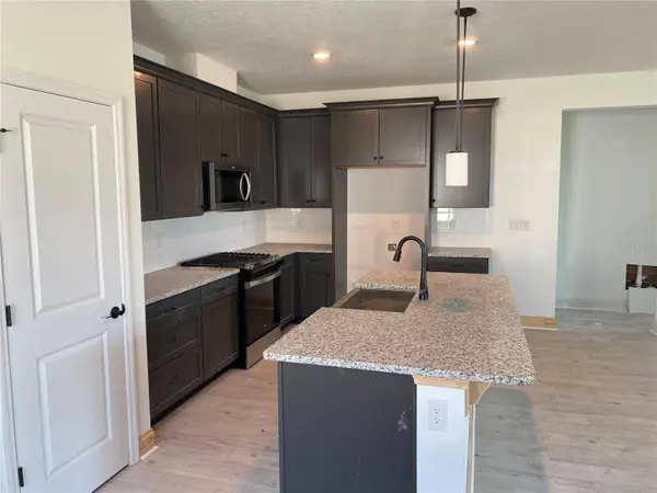 43 E WAVERLY LN, Palm Coast, FL 32164