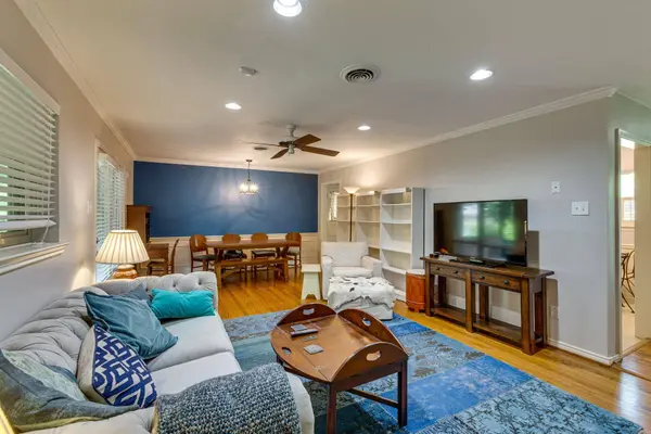 809 James Drive, Richardson, TX 75080