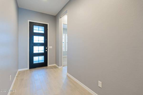 40481 N SPOTTED Lane, San Tan Valley, AZ 85140