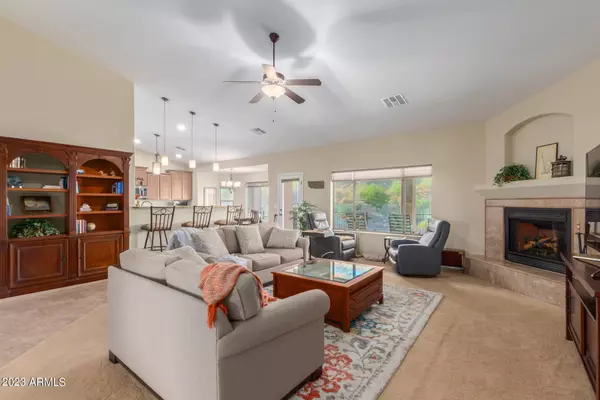 1440 W Christie Lyn Lane, Queen Creek, AZ 85142