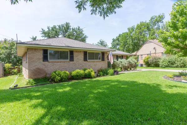 809 James Drive, Richardson, TX 75080