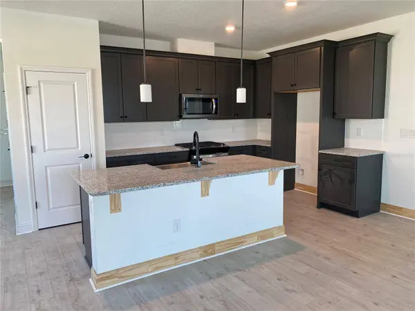 43 E WAVERLY LN, Palm Coast, FL 32164